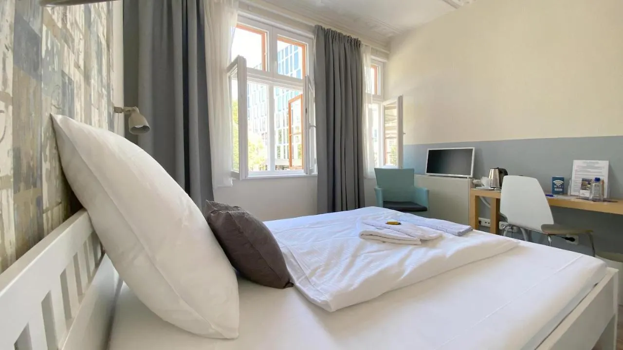 ** Hotel Frauenhotel Hanseatin - Women Only Hambourg Allemagne