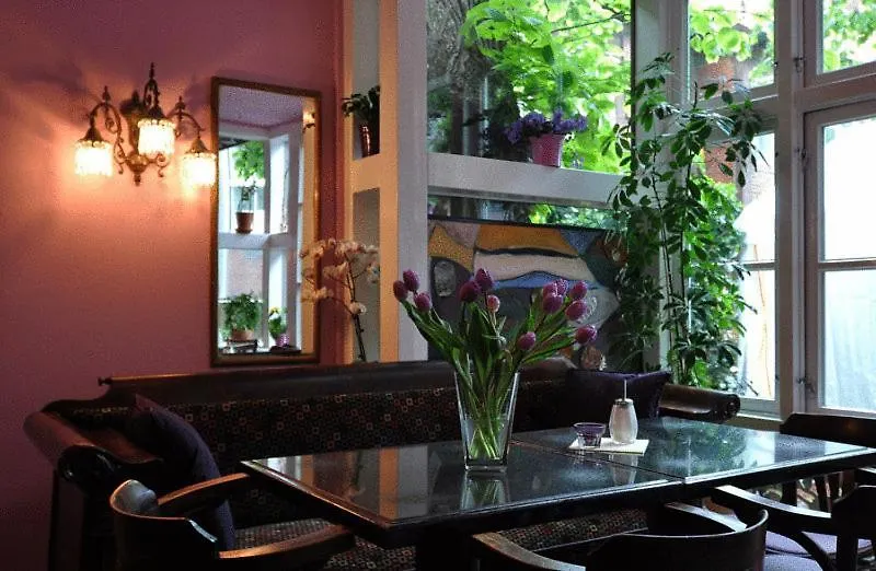 Frauenhotel Hanseatin - Women Only Hambourg