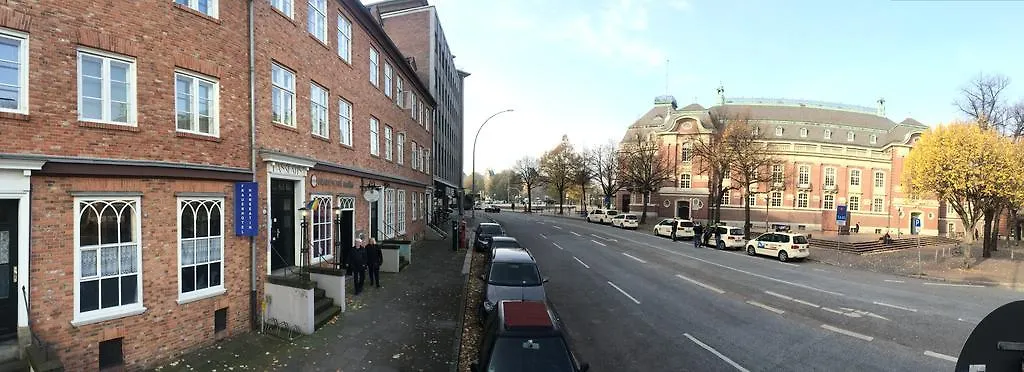 ** Hotel Frauenhotel Hanseatin - Women Only Germany